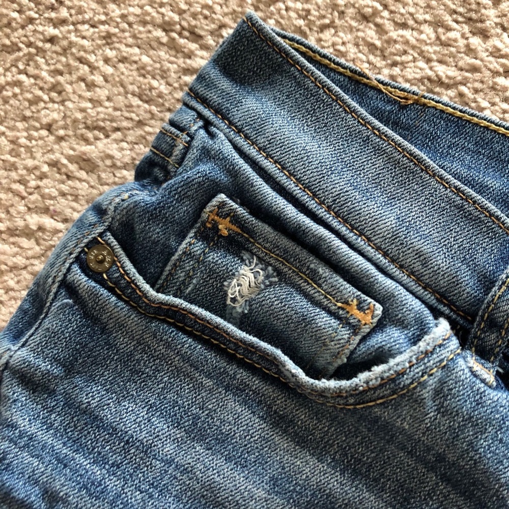 A&F Jean shorts - Picture 3 of 5